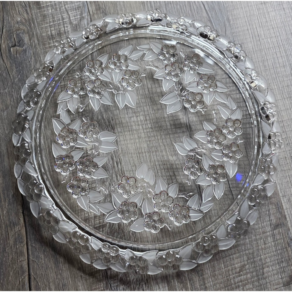 Mikasa Park Lane Frosted Glass Floral Berry Round Platter Serving Plate 12in